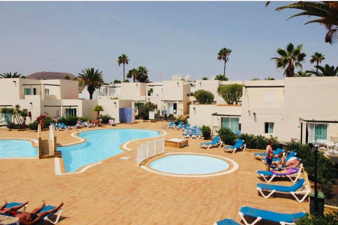 شقة Alisios Playa, Pool View كوراليهو المظهر الخارجي الصورة